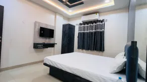 Shri Nath Hotel And Lodging - Rom
