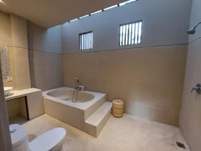 Lokasari Retreat - Baño
