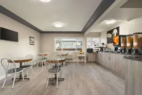 Travelodge by Wyndham Calgary South - Restaurant