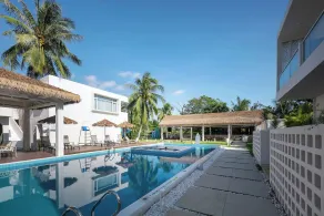 TANG House - Pool