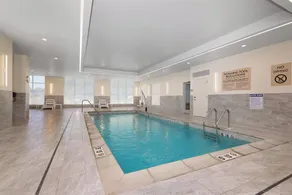 Element by Marriott New York Wood-Ridge - Piscine