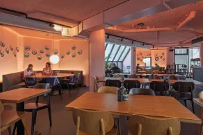 Stayokay Hostel Rotterdam - fully renovated April 2026 - Restaurante