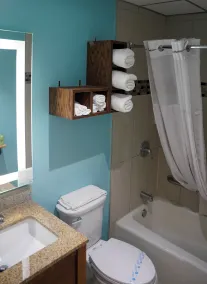 Days Inn by Wyndham Southington - Salle de bain