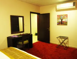 JW Inn Hotel - Room
