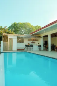 Go Boutique Inn - Piscina