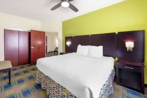 Best Western Plus Pratt - Rum