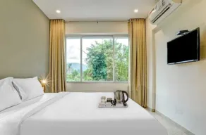 The Moon Hotel Panvel - Room