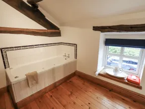 The Stables - Bathroom