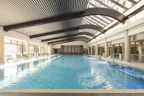 Ramada Plaza by Wyndham Bucharest Convention Center - Pool