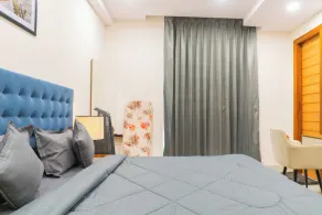 Housr Sector 45 Gurgaon Artemis Hospital - Zimmer