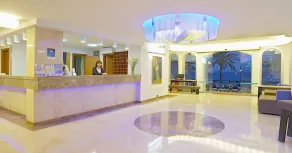 Apartamentos Mar y Playa - Réception