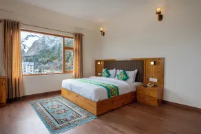 Treebo Melag Jispa With Mountain View - Chambre