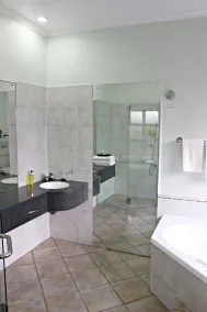 Cambridge Mews Motel - Baño