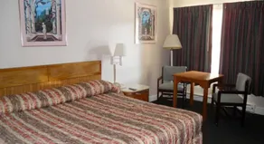 Creek Side Inn - Rom
