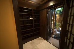 Hostel Ko-fu - Entrada interior
