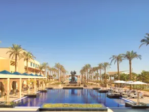 Jumeirah Messilah Beach Kuwait - Pool