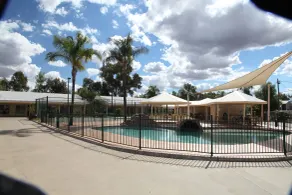 Jolly Swagman Motor Inn - Pool