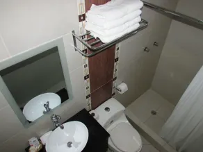 Hotel Presidente Beach Salinas - Bathroom