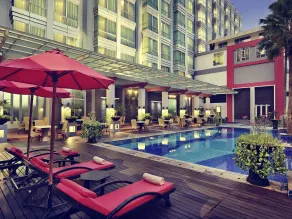 Mercure Pontianak City Center - Pool
