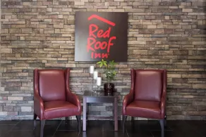 Red Roof Inn Neptune - Jersey Shore - Lobby sitting area