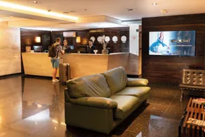 Royal Collection Paulista - Lobby sitting area