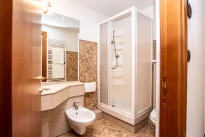 Crabun Hotel - Bathroom