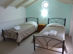 Ilianthos Apartments & Rooms - Quarto