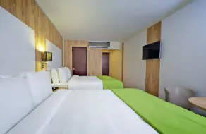Ramada by Wyndham Panama Centro Via Argentina - Room