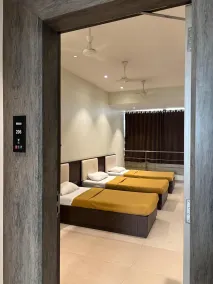 VISHRAM EXECUTIVE ROOMS - Room