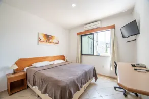 OYO Residencial Itacuruçá Apart Hotel, Mangaratiba - Room