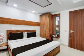 Collection O by OYO Mall Road Bathinda Formerly Hotel Galaxy - Room