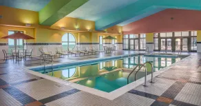 Holiday Inn Express & Suites Springfield by IHG - Pool