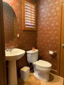 Luxury Custom Home in Oakdale Parkview - Badrum