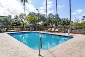 Red Roof Inn PLUS+ Jacksonville – Southpoint - Piscine