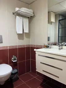 BUYAR OTEL - Bathroom