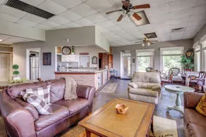 1 Mi to Lake Guntersville: Scenic Condo Retreat! - Interior