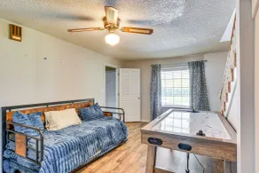 78-acre Retreat Near Campbell U: Fish, Play, Relax - Intérieur