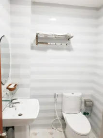 Quy Nhơn Center - Bathroom