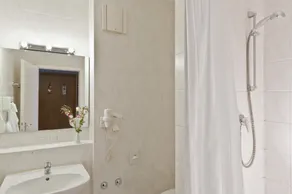 Good Morning + Berlin City East - Salle de bain