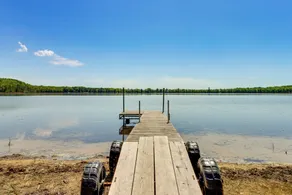 Quiet Relaxing Lakefront Cabin w/ Private Dock - Innenbereich