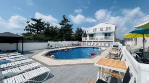 Driftwood Motel - Piscine
