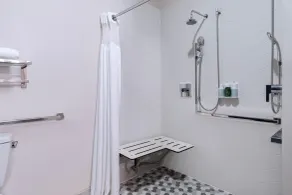 Fairfield Inn & Suites Denton - Badrum