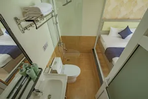 Khánh Uyên 1 Hotel - Bathroom