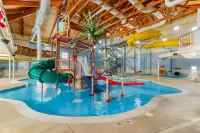 Comfort Inn & Suites - Pool