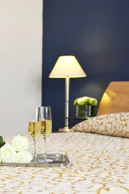 Lucy Hotel - Zimmer