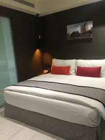 GOGO Hotel Fengchia - Room