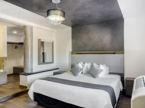 VN Hotel - Habitación