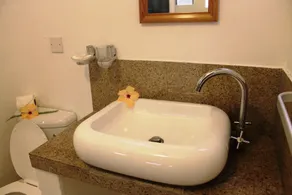Romance Bungalows  - Baño