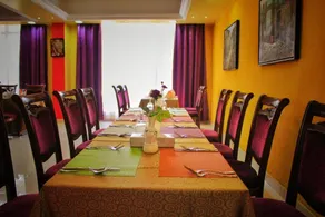 The Royal Garden Hotel - Restaurant