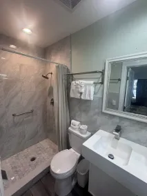 Belleair Village Motel - Badeværelse